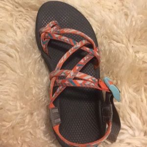 Cloud chacos